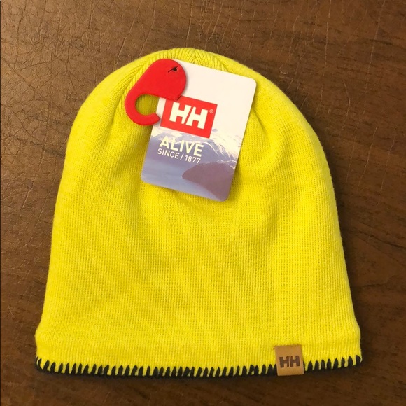 helly hansen mountain beanie fleece lined